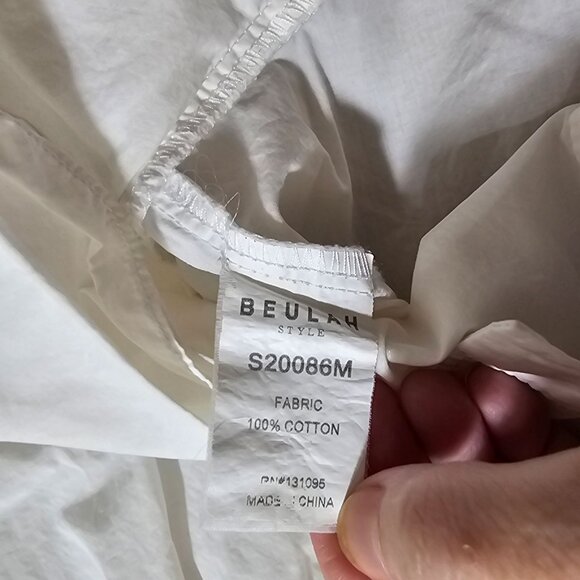 Beulah White Cotton Ruffled Blouse With Puff Sleeves & Pearl Button Accents Size - Picture 5 of 7